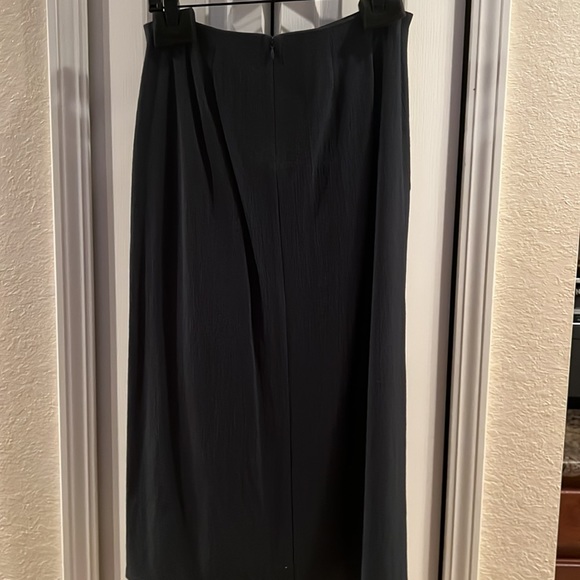 Vince Camuto Dark Green Midi Skirt - Picture 6 of 8